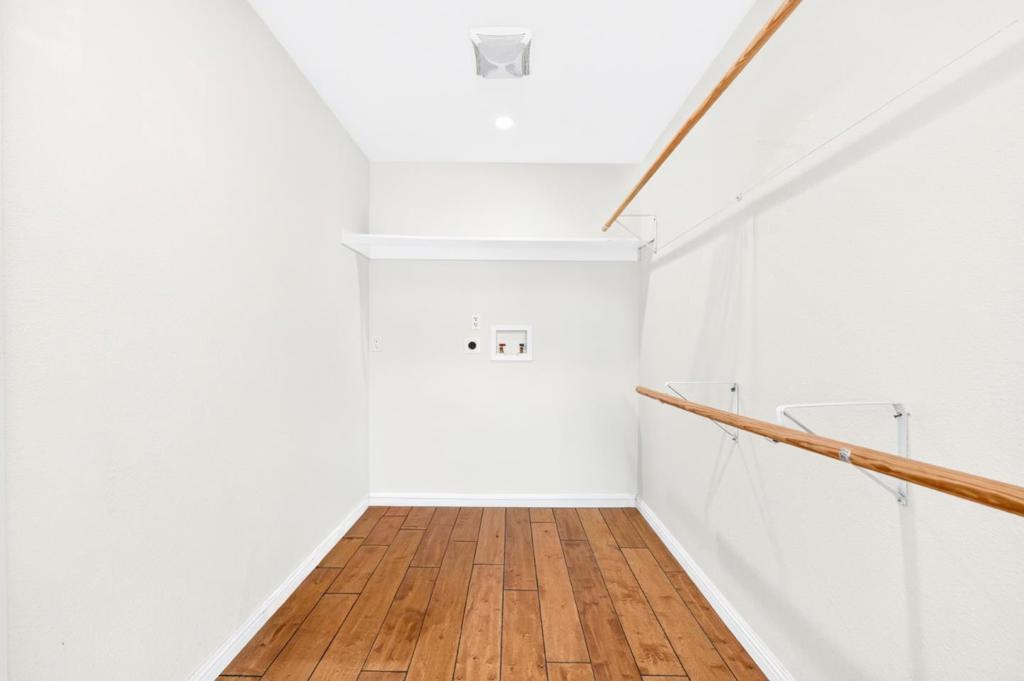 6543 Skyfarm Drive Property Photo 40