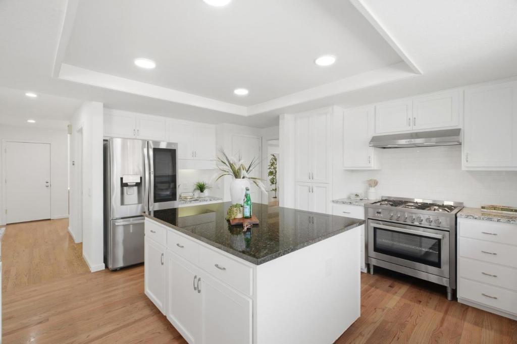 20987 Fairwoods Court Property Photo 13