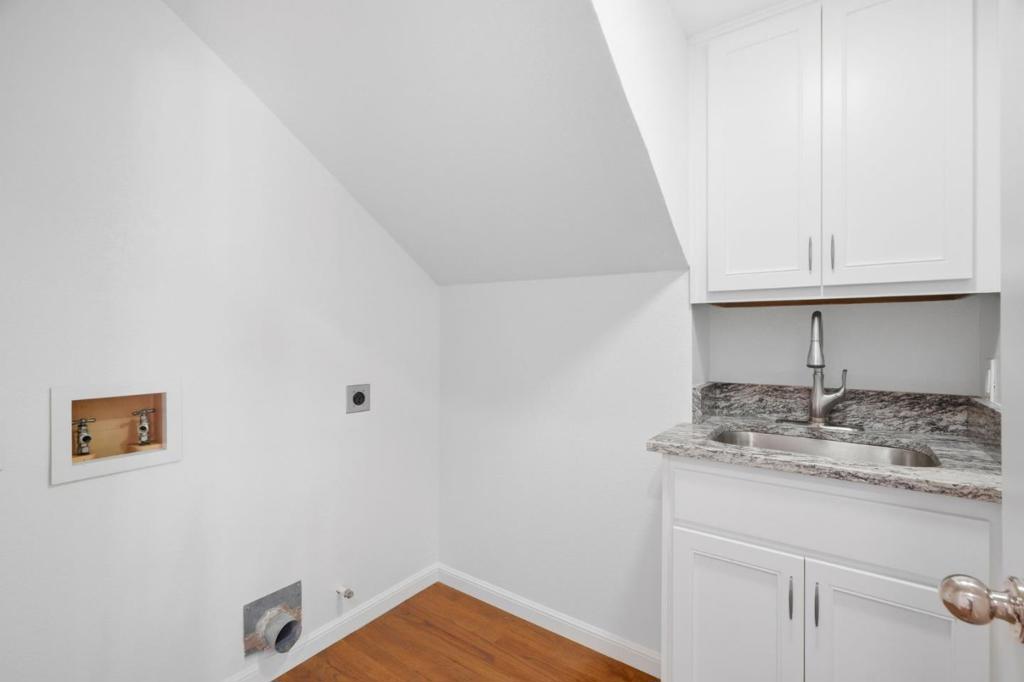 20987 Fairwoods Court Property Photo 23
