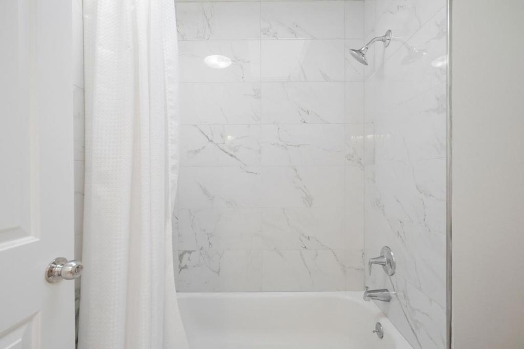 20987 Fairwoods Court Property Photo 47