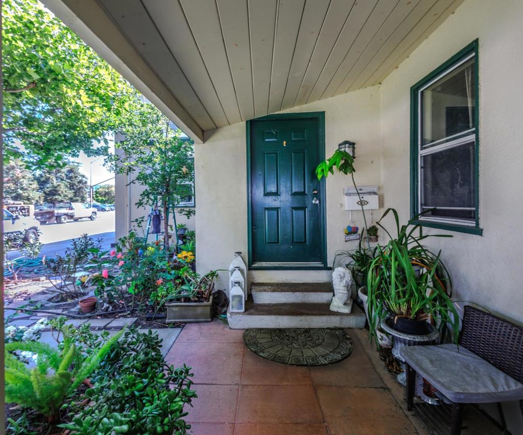 405 Arch Street Property Photo 8