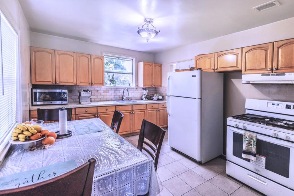 405 Arch Street Property Photo 13
