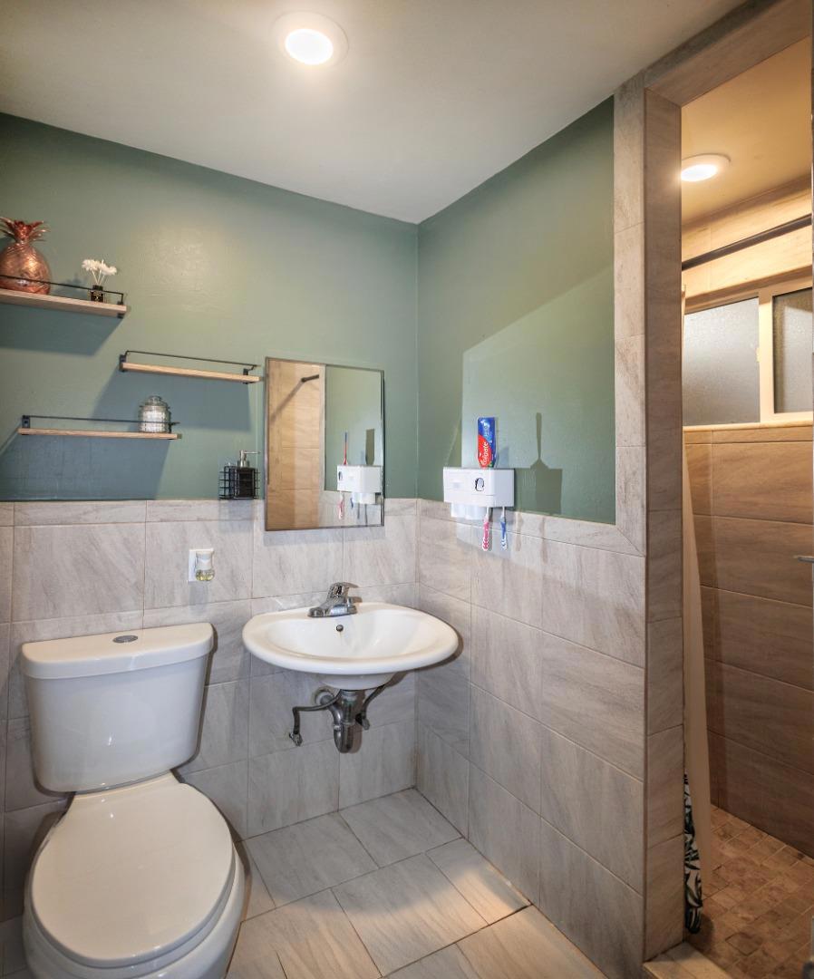 405 Arch Street Property Photo 18
