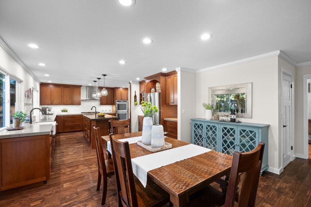 1435 Blackwing Way Property Photo 13