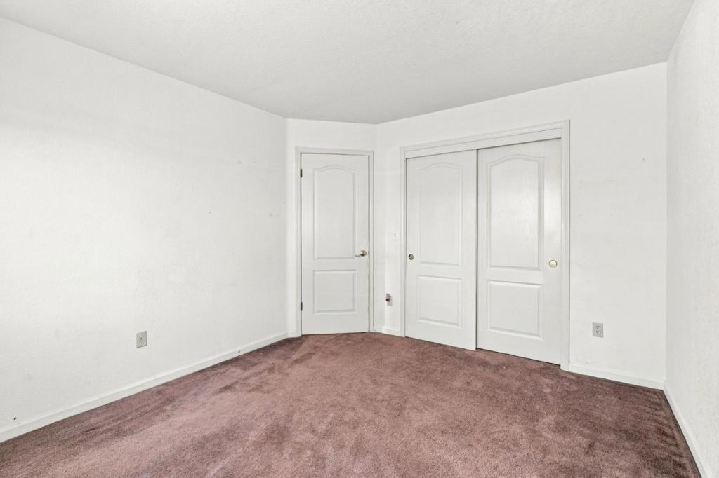 1014 Neal Street Property Photo 28