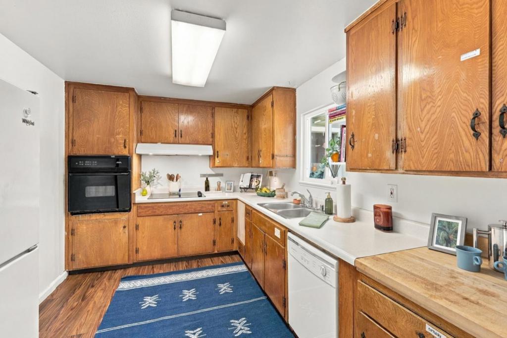 504 Pendegast Avenue Property Photo 12