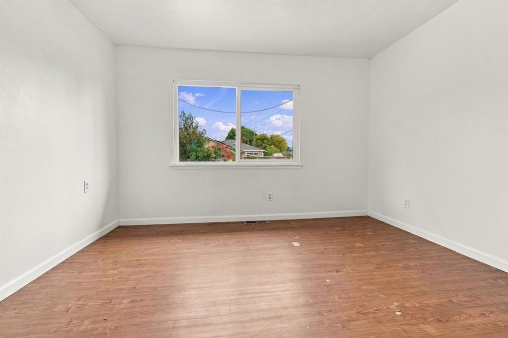504 Pendegast Avenue Property Photo 27