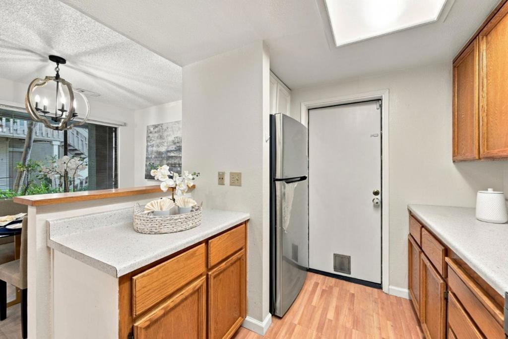 4943 Conway Terrace Property Photo 12