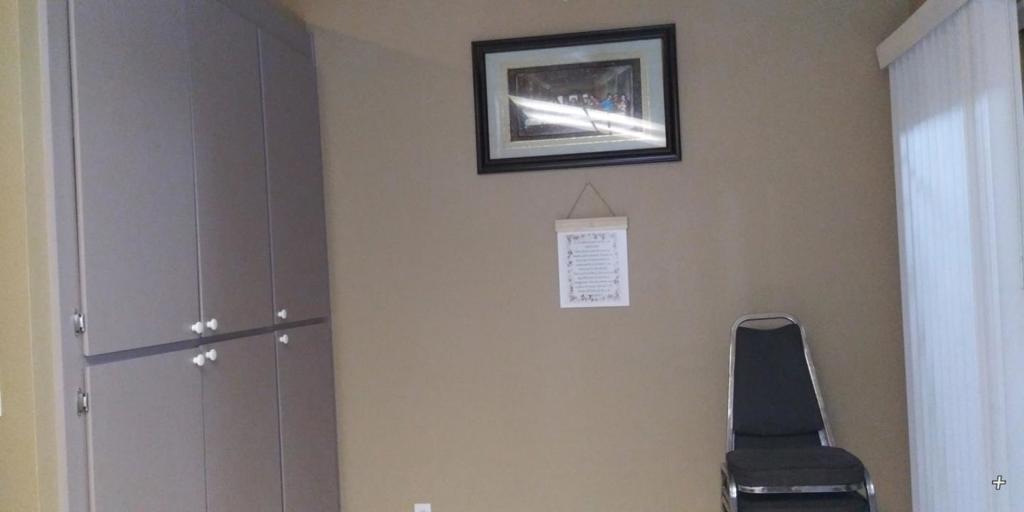 946 La Mancha Way Property Photo 3