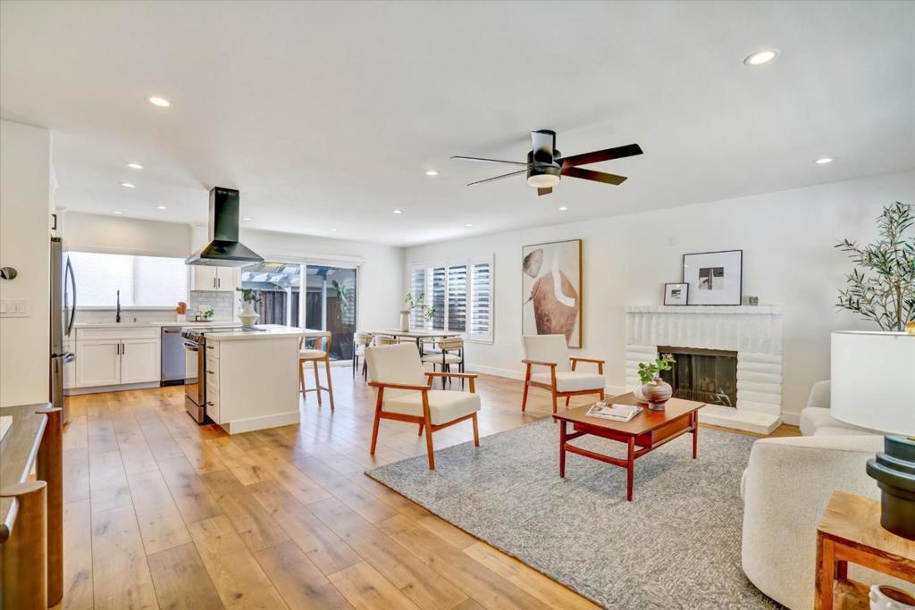 5650 Orchard Park Drive Property Photo 4