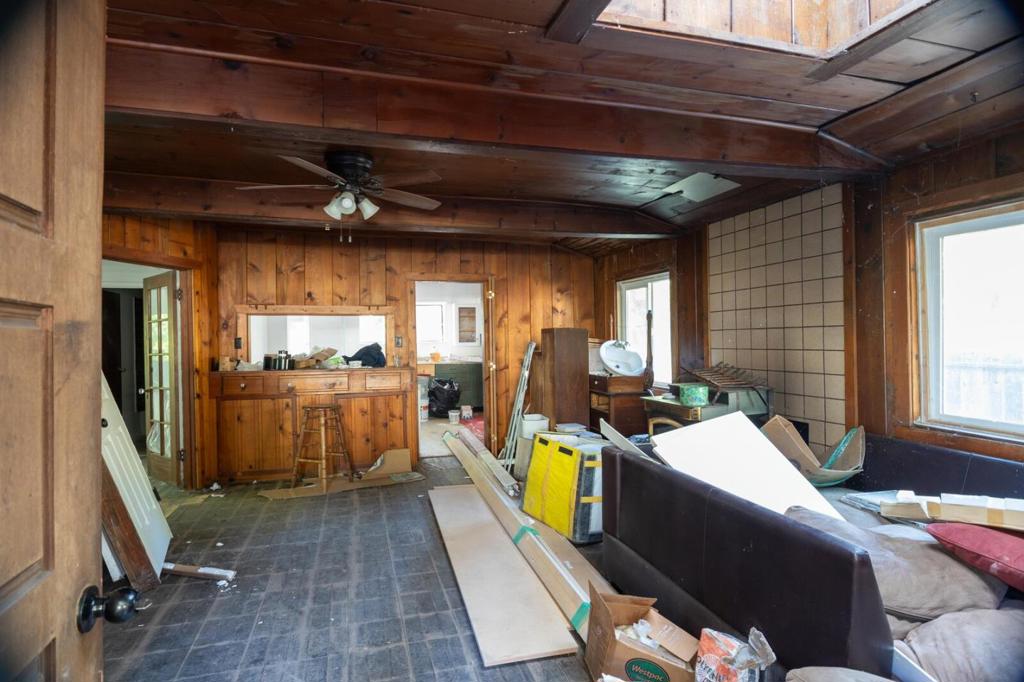 495 Riverview Drive Property Photo 8
