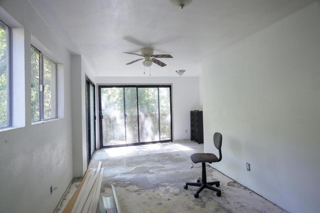 495 Riverview Drive Property Photo 15