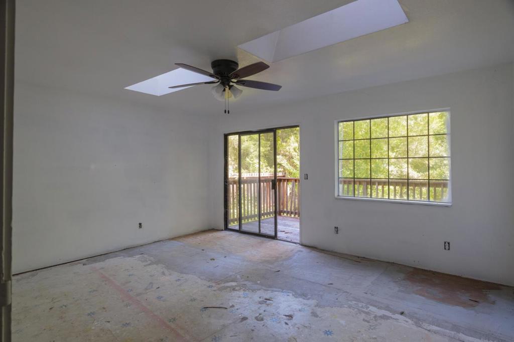495 Riverview Drive Property Photo 20