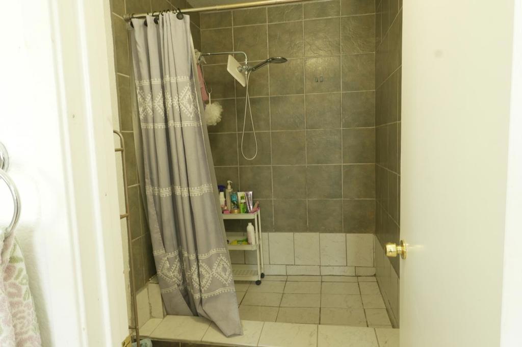 2108 N Apple Avenue Property Photo 22