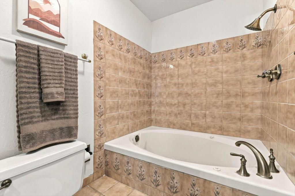 6307 Benzo Drive Property Photo 15