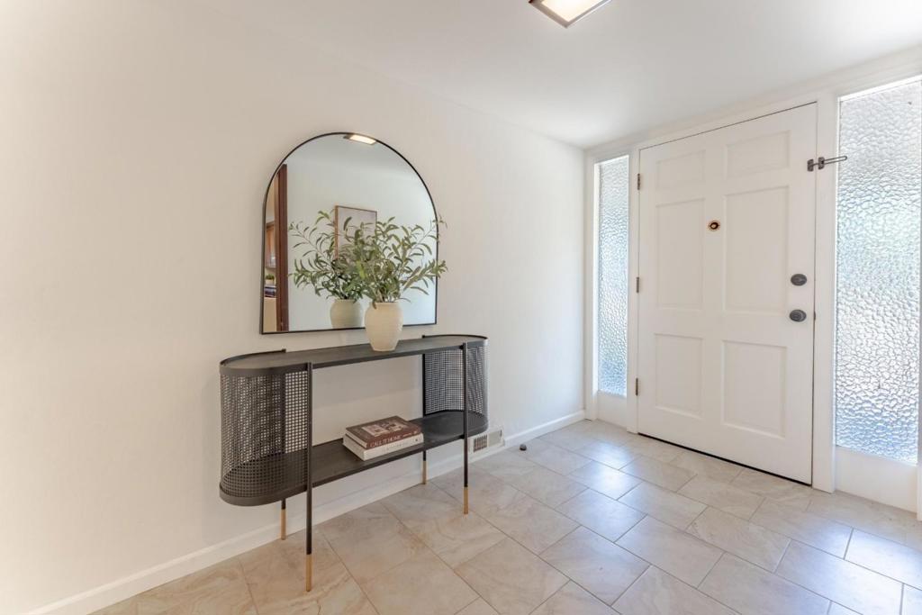 1210 Washoe Drive Property Photo 3
