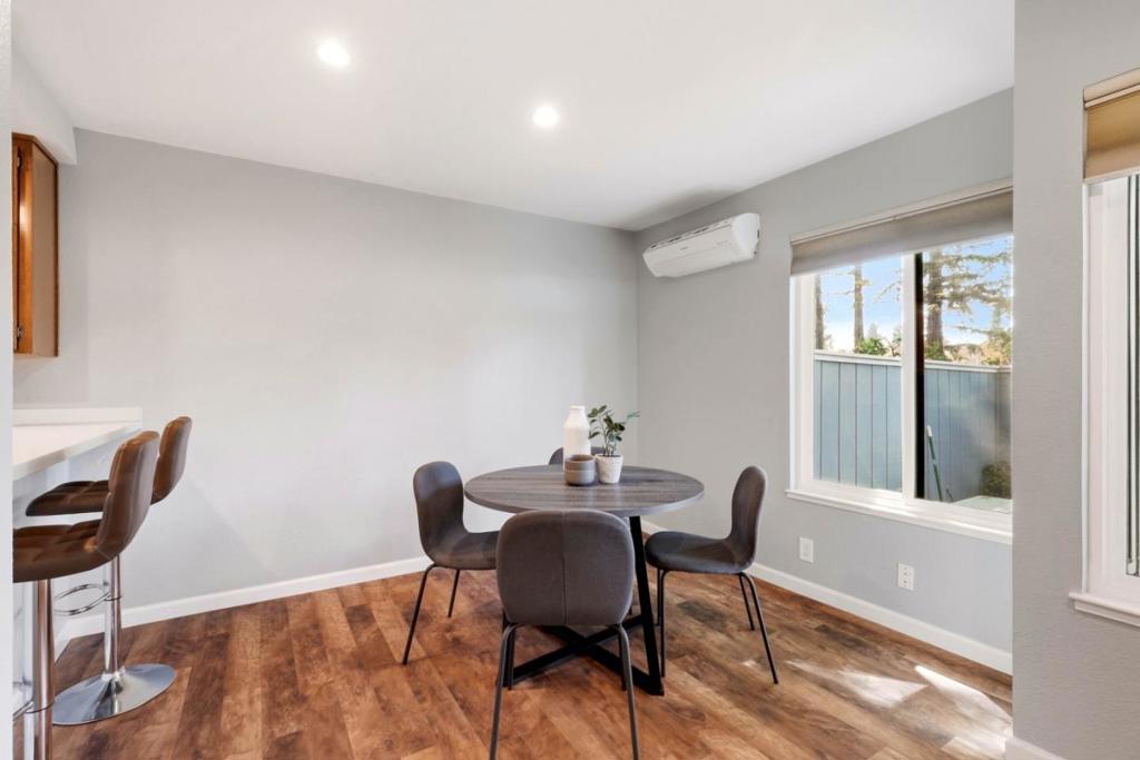 844 La Barbera Drive Property Photo 13