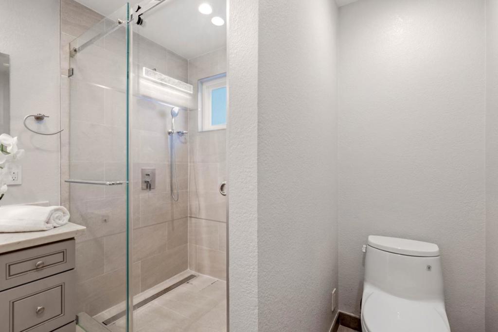 844 La Barbera Drive Property Photo 24