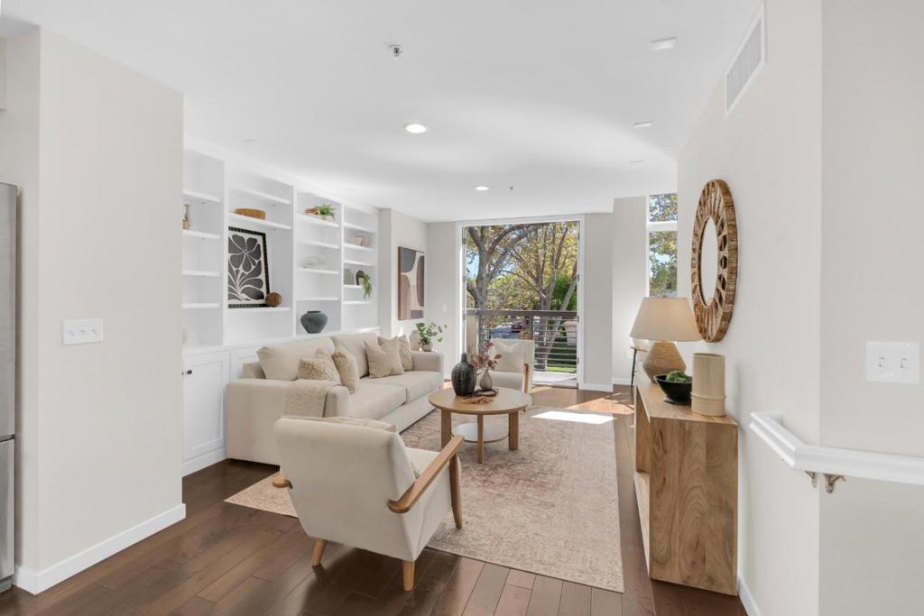 612 Hope Street Property Photo 6