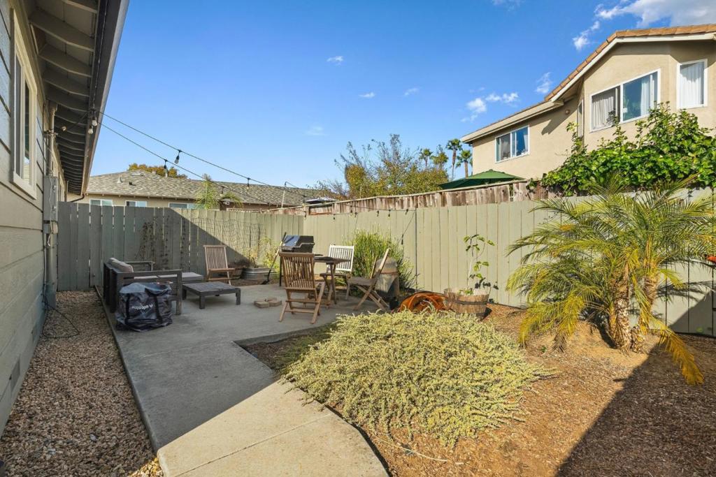 1858 Halterman Avenue Property Photo 27