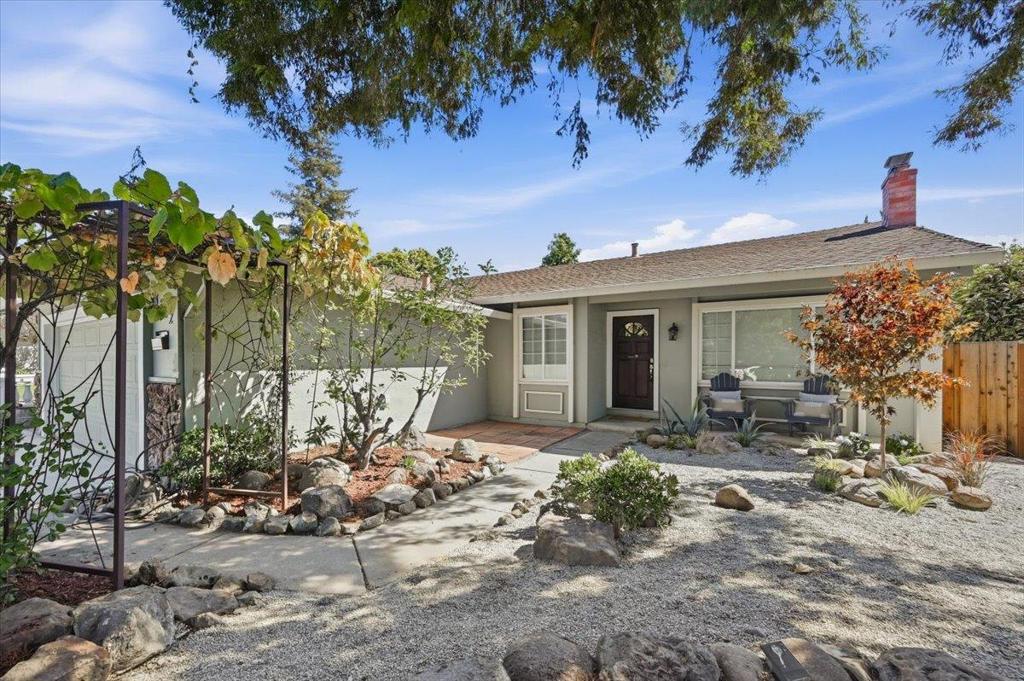3302 Bien Way Property Photo 1