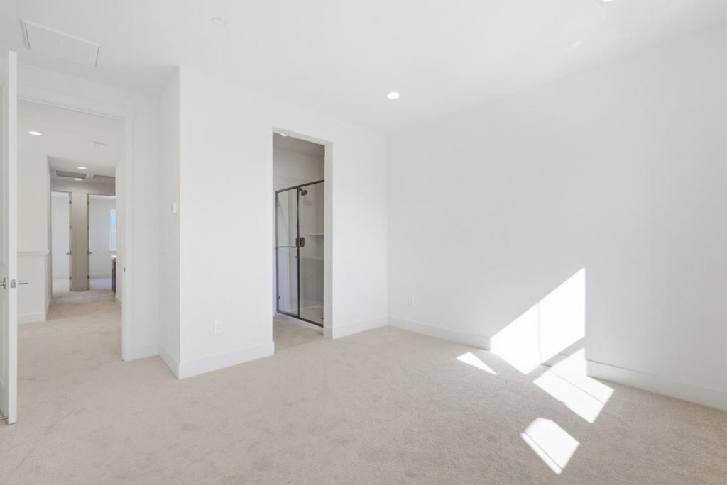 4450 Fontana Street Property Photo 15