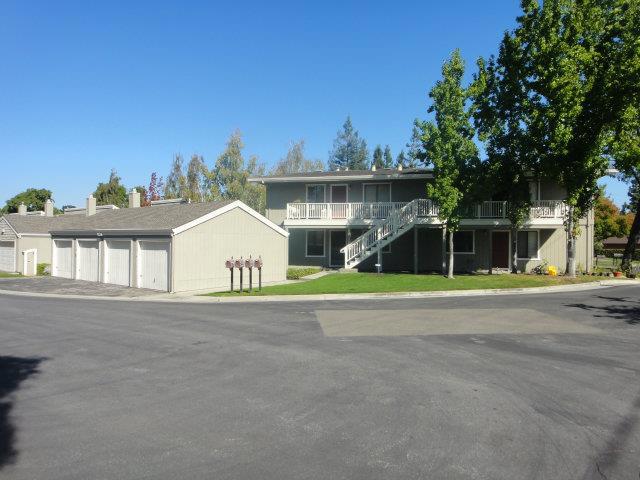22672 Silver Oak Lane Property Photo 5