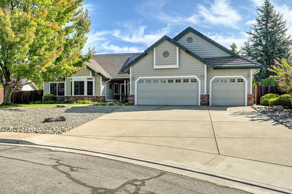 807 Mesa Vista Way Property Photo 3