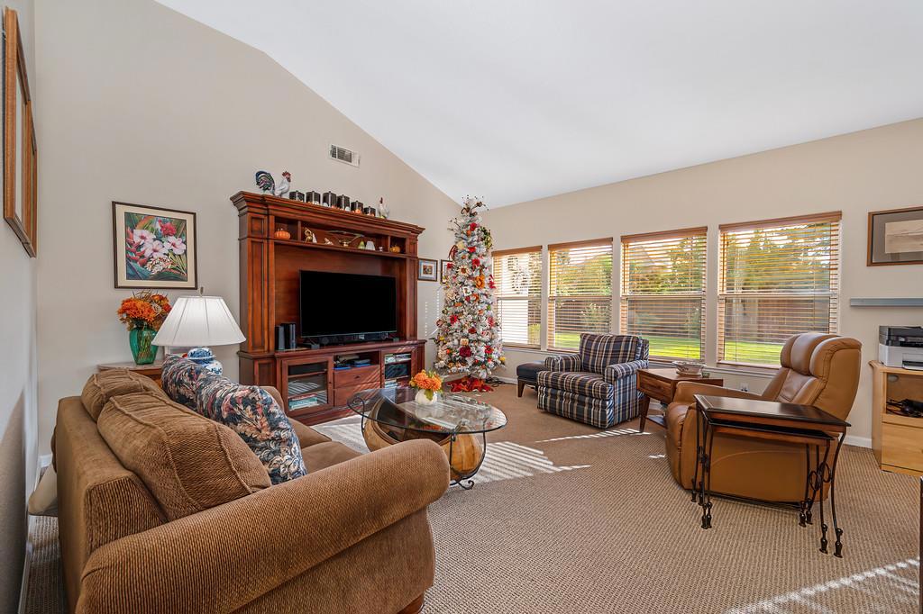 807 Mesa Vista Way Property Photo 11