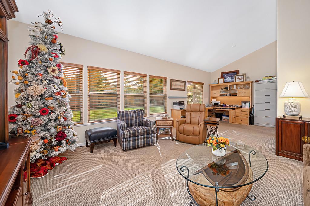 807 Mesa Vista Way Property Photo 15