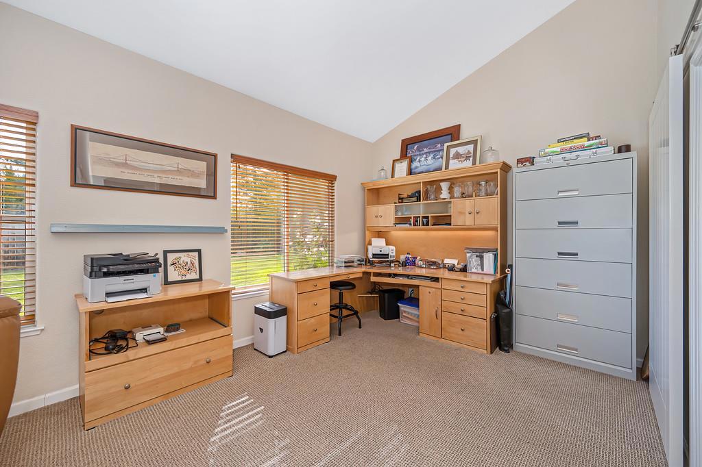 807 Mesa Vista Way Property Photo 16