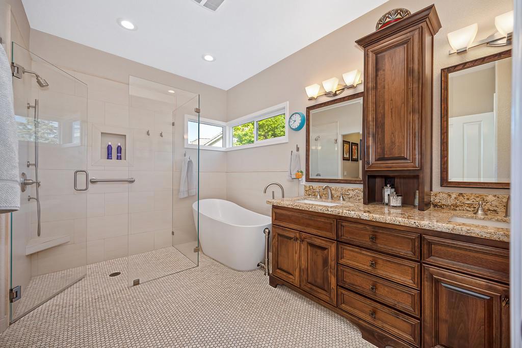 807 Mesa Vista Way Property Photo 46