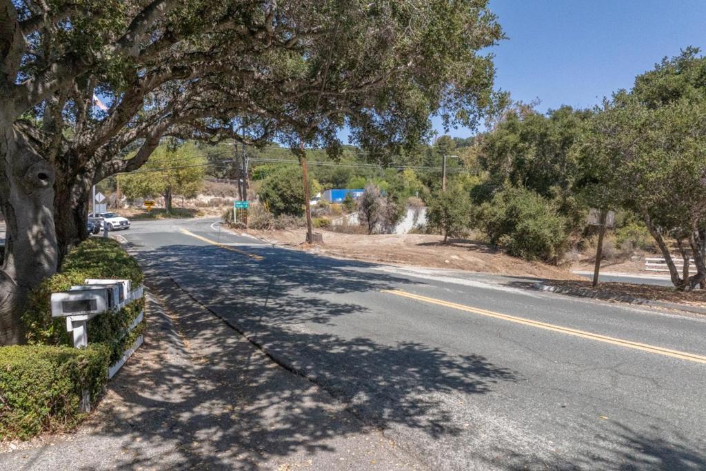 27885 Robinson Canyon Road Property Photo 8