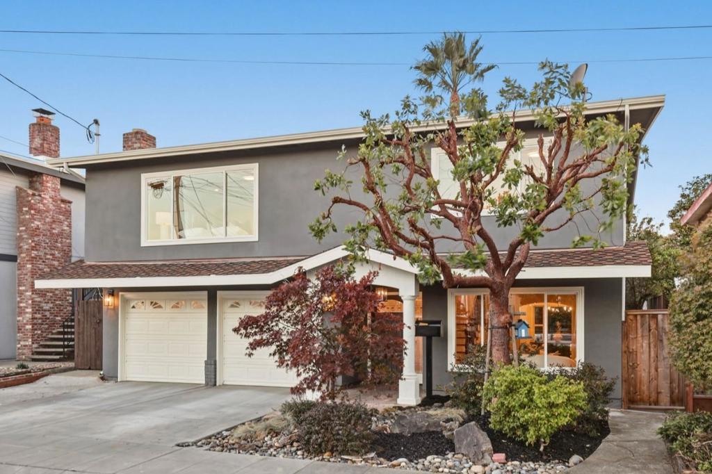 577 Maple Avenue Property Photo 3