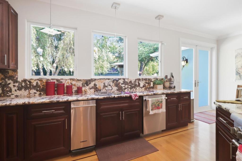 1507 Valota Road Property Photo 18