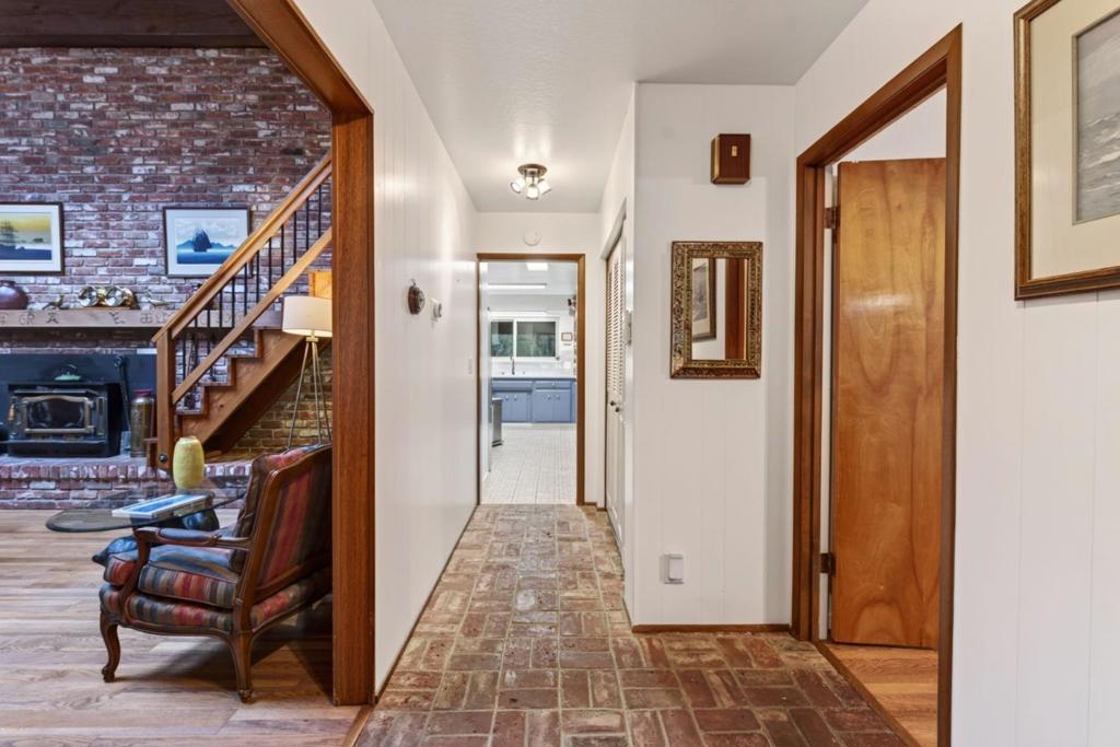 125 Old Stage Road Property Photo 18