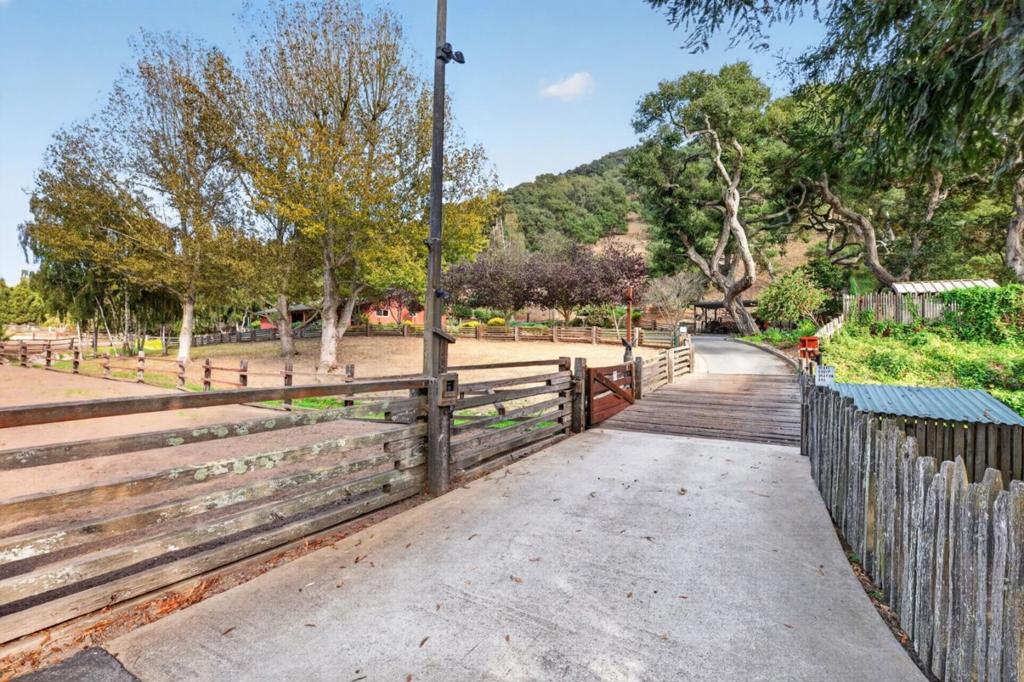 125 Old Stage Road Property Photo 83