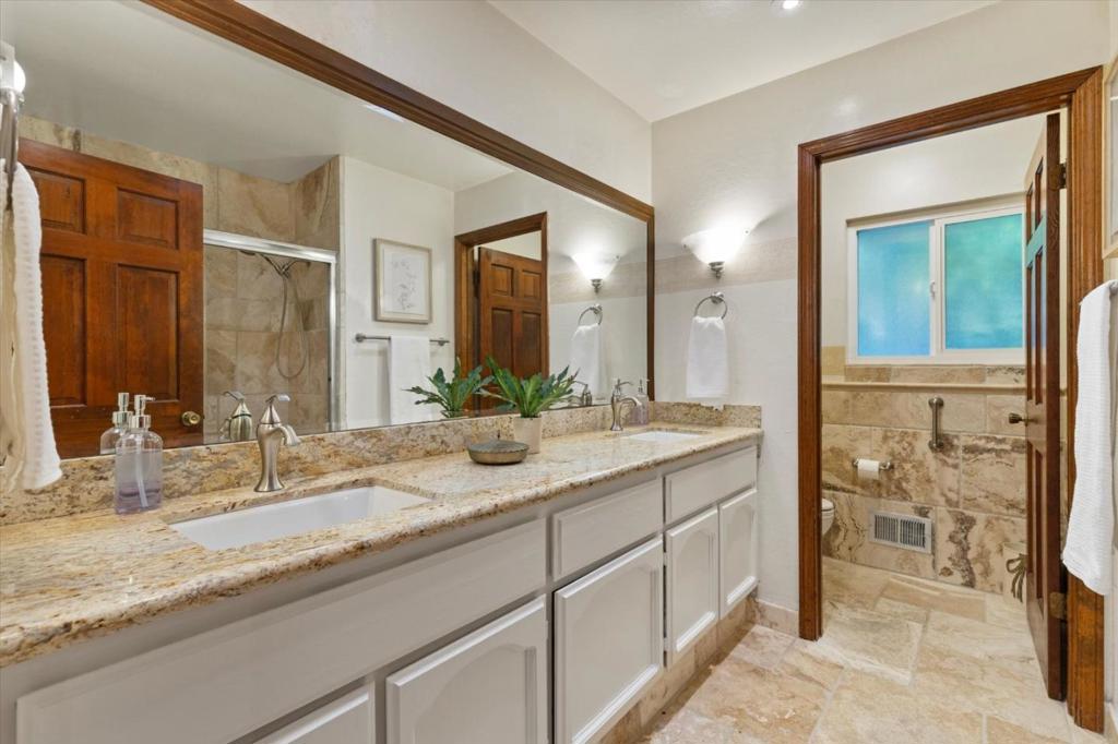 640 Easy Street Property Photo 20
