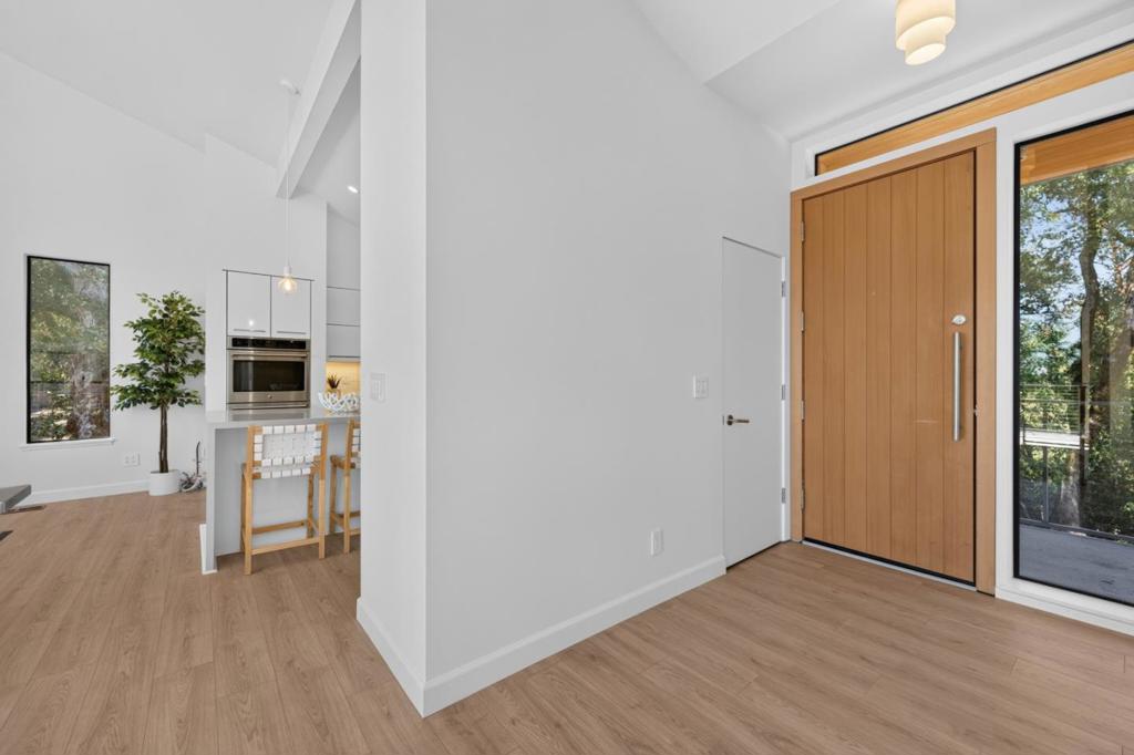 21112 Shear Creek Road Property Photo 6