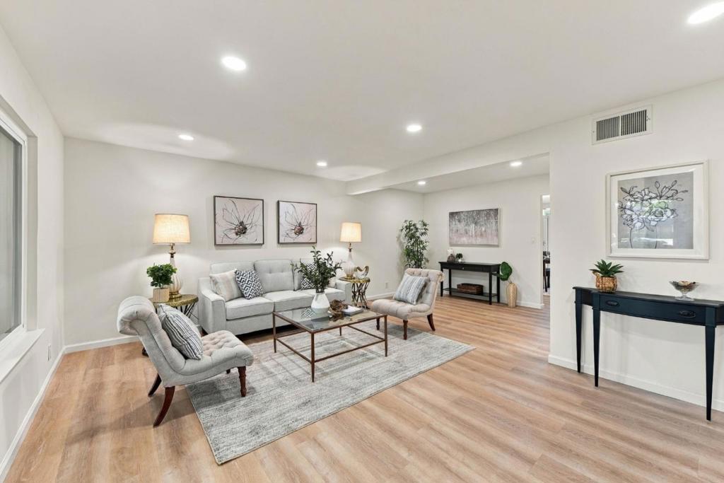 4620 Noyo River Court Property Photo 4