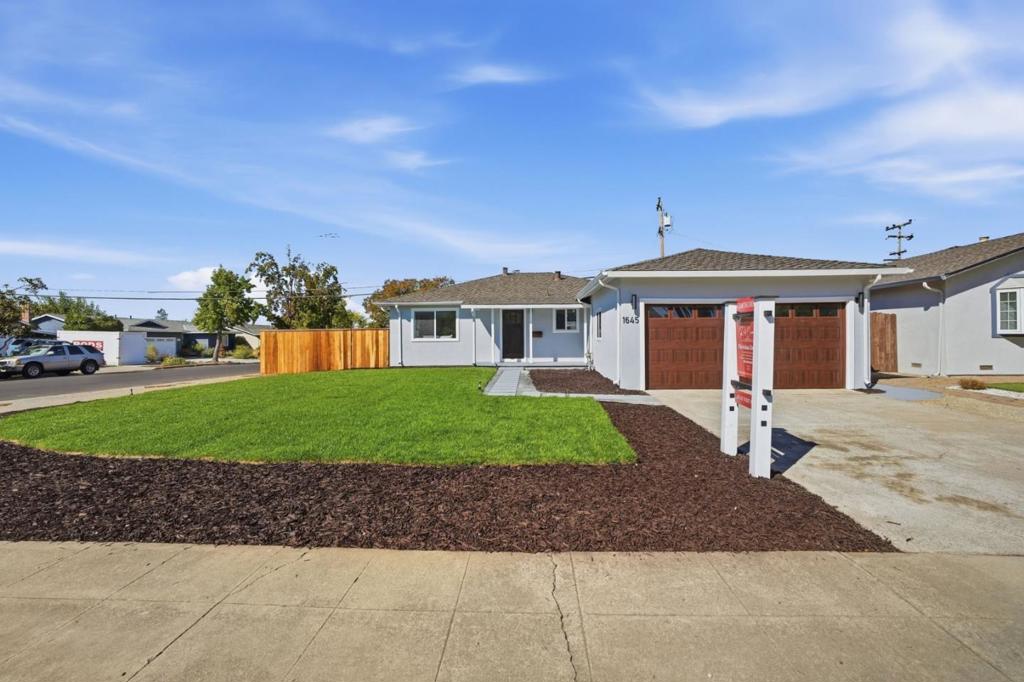 1645 Orchard View Drive Property Photo 3