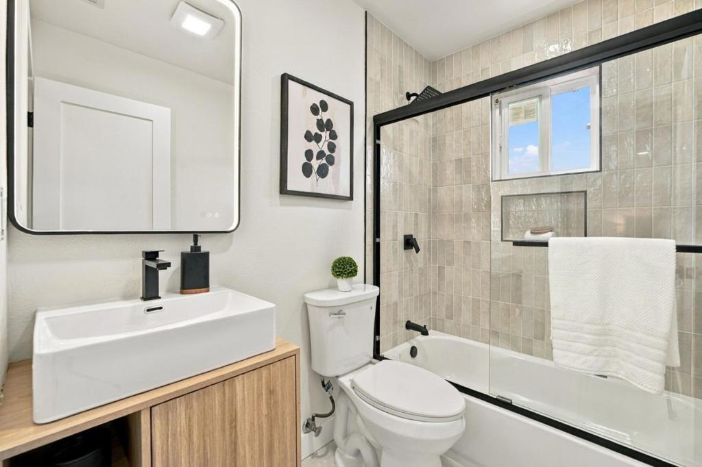 1645 Orchard View Drive Property Photo 26