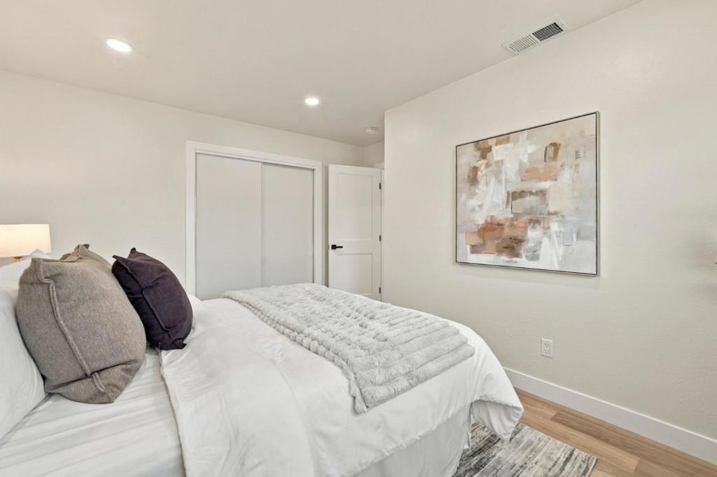 1645 Orchard View Drive Property Photo 30