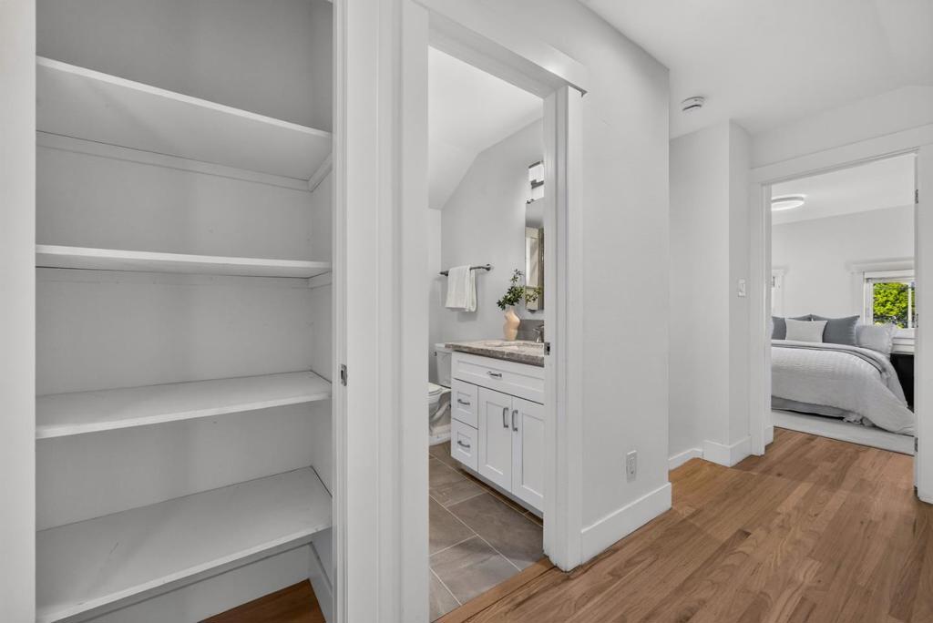 799 Peekskill Drive Property Photo 37