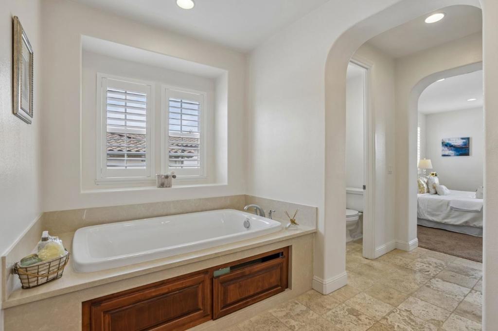 282 Drummond Drive Property Photo 42