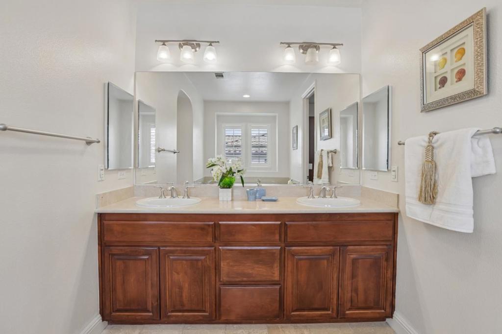 282 Drummond Drive Property Photo 43