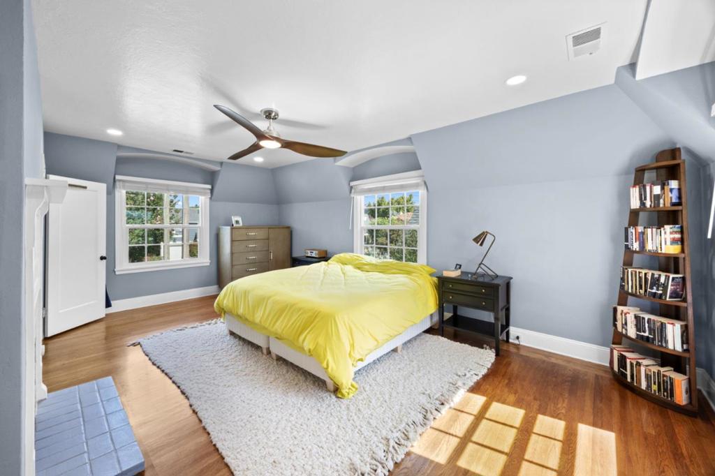 555 Begier Avenue Property Photo 14