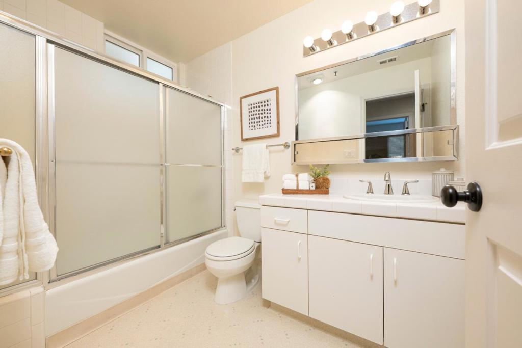 30 Lorton Avenue 302 Property Photo 14