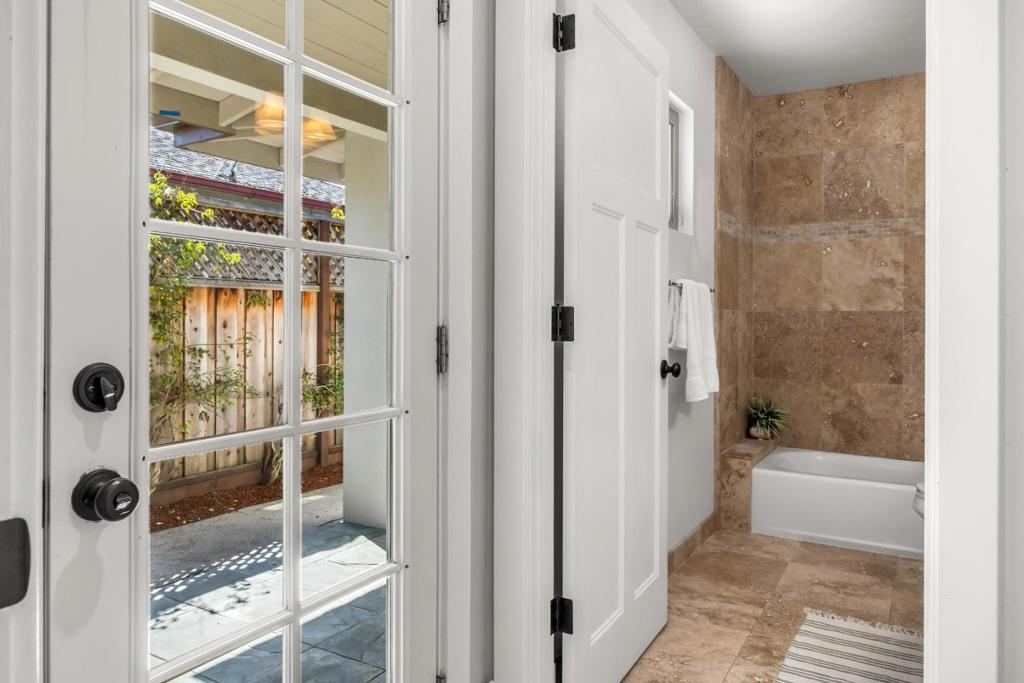 116 Continental Street Property Photo 24