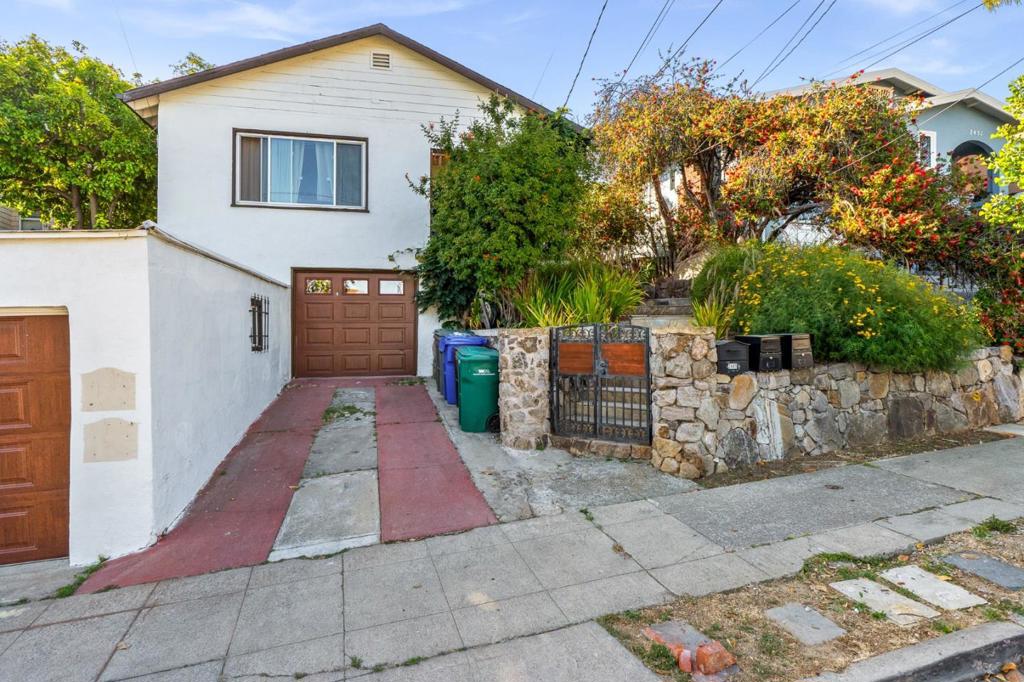 24432445 24th Avenue Property Photo 2